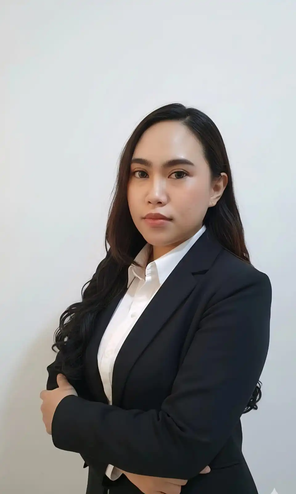 Sundari Tji Din - Senior Sales Consultant